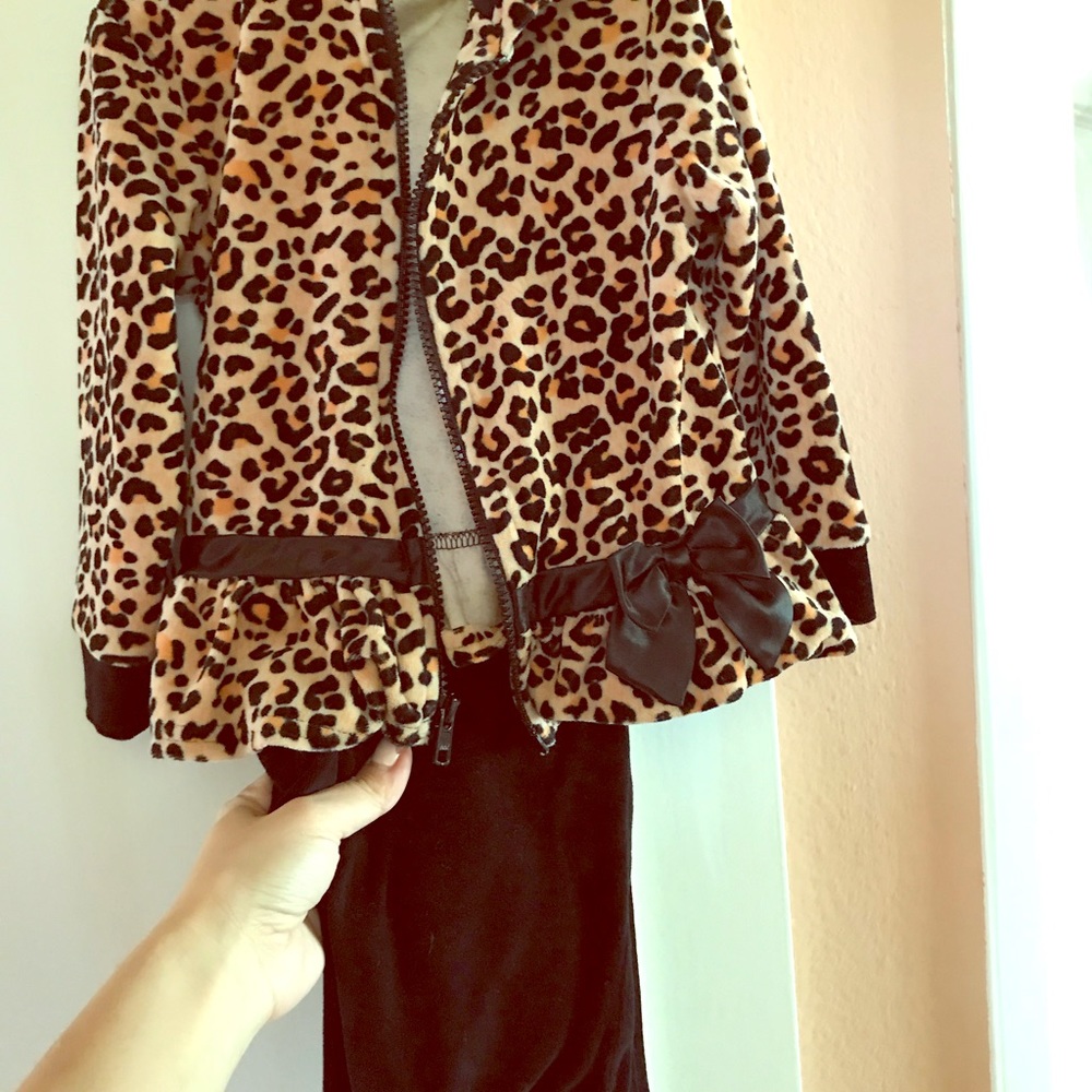 Jogging suit